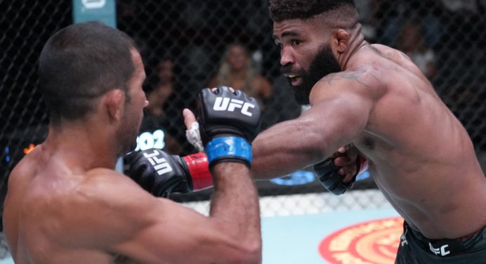 Rodolfo Vieira é frustrado por sensação Chris Curtis em retorno ao UFC
