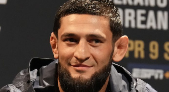 Ex-UFC critica Chimaev e refuta comparações com Khabib e Makhachev