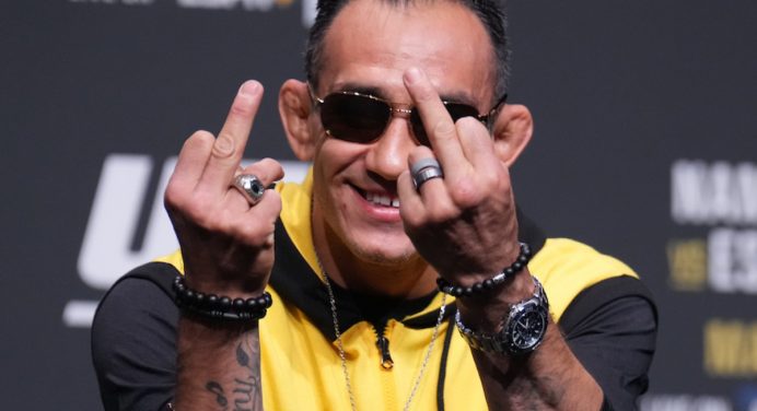 Tony Ferguson afirma que venceria Charles ‘Do Bronx’ com treinamento ‘de verdade’