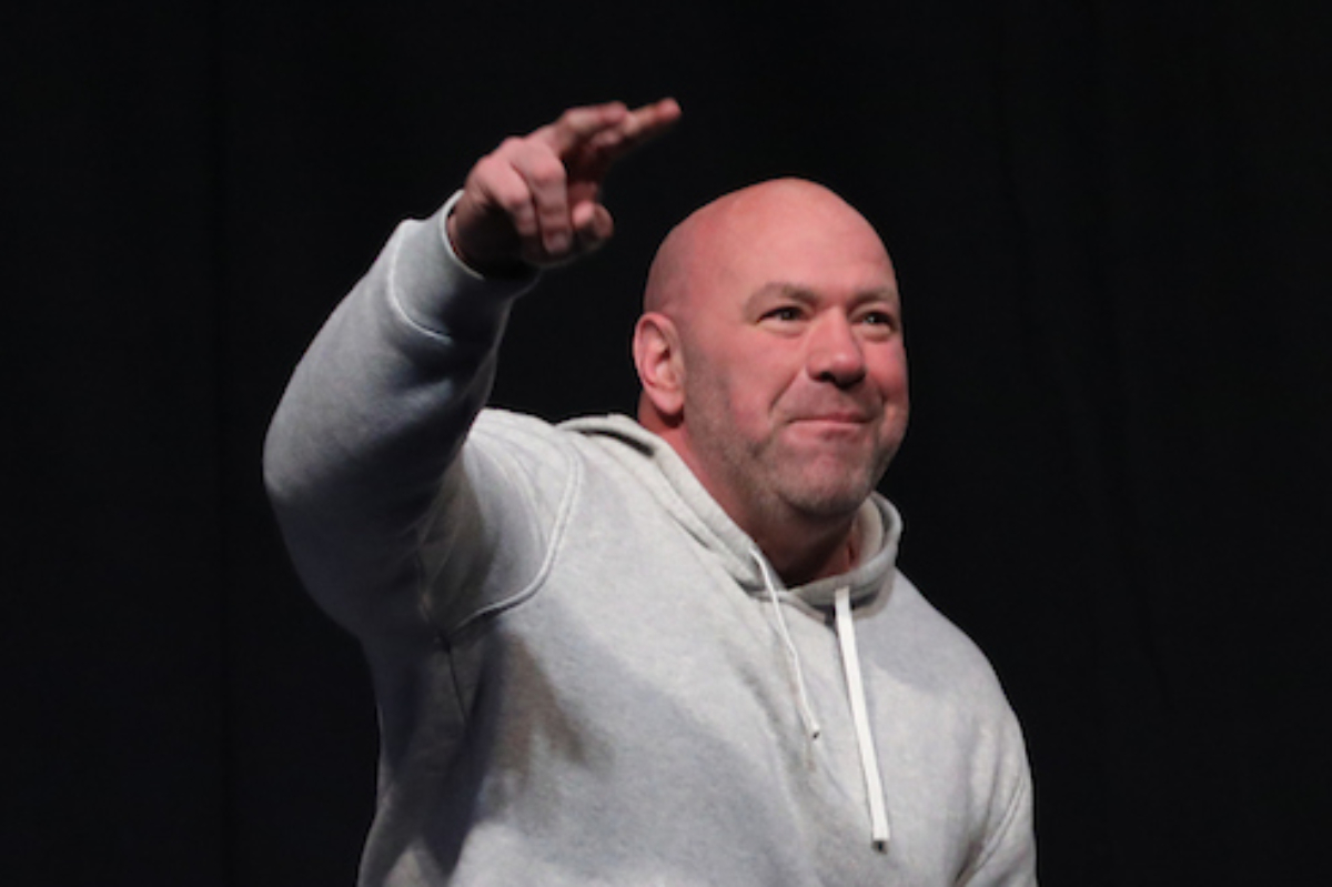 Dana admite dar ‘title shot’ para ‘Poatan’ em caso vitória do brasileiro no UFC 276