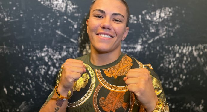 ‘Bate-Estaca’ revela motivo para voltar aos moscas e comemora atuar no UFC Paris