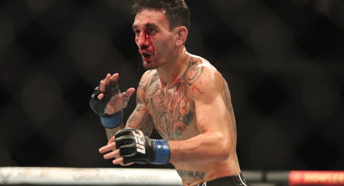 Holloway exalta Volkanovski após trilogia: “É o número um peso-por-peso”