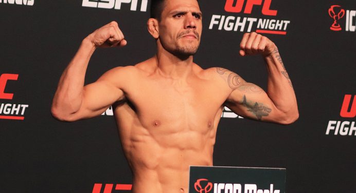 Ultimate oficializa retorno de Rafael dos Anjos aos meio-médios em dezembro