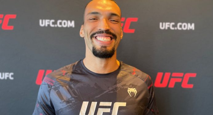 ‘Blindado’ destaca próximo desafio no UFC para entrar no ranking dos médios