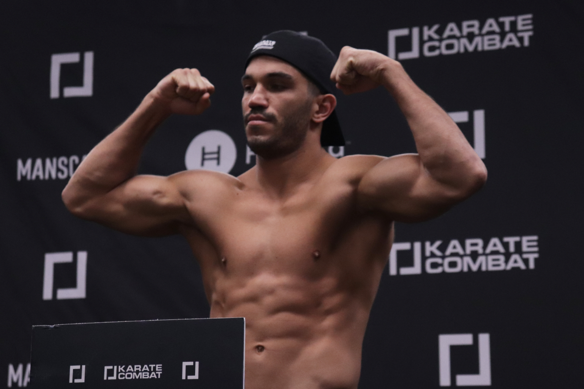 Luiz Rocha vence a balança e rival dá susto em pesagem do Karate Combat