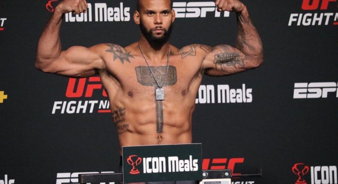 Thiago Marreta bate o peso e lidera time brasileiro no UFC Vegas 59