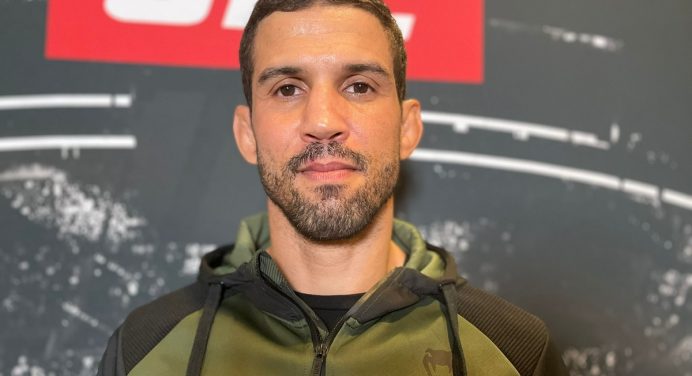 Léo Santos promete evolução após derrotas e planeja finalizar rival no UFC 278