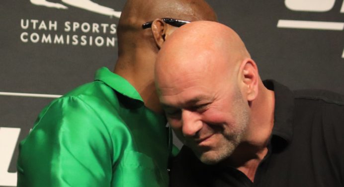 Dana White revela que Usman admitiu ter tirado um ‘peso das costas’ após derrota