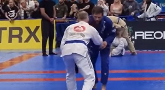 Ator do filme ‘Venom’ dá show e conquista campeonato de jiu-jitsu na Inglaterra