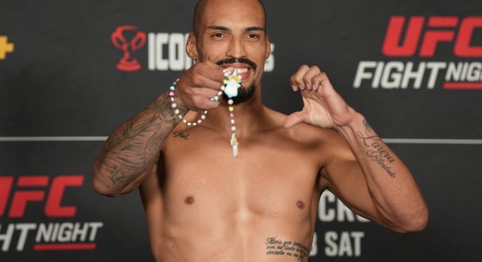 Bruno ‘Blindado’ bate o peso e lidera time brasileiro no UFC San Diego