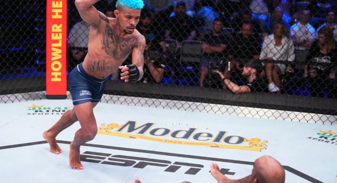 Parceiro de treinos de Charles do Bronx dá show e garante contrato com o UFC