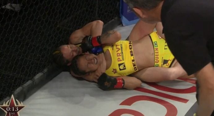 Jéssica Delboni é finalizada e perde título peso-átomo do Invicta FC