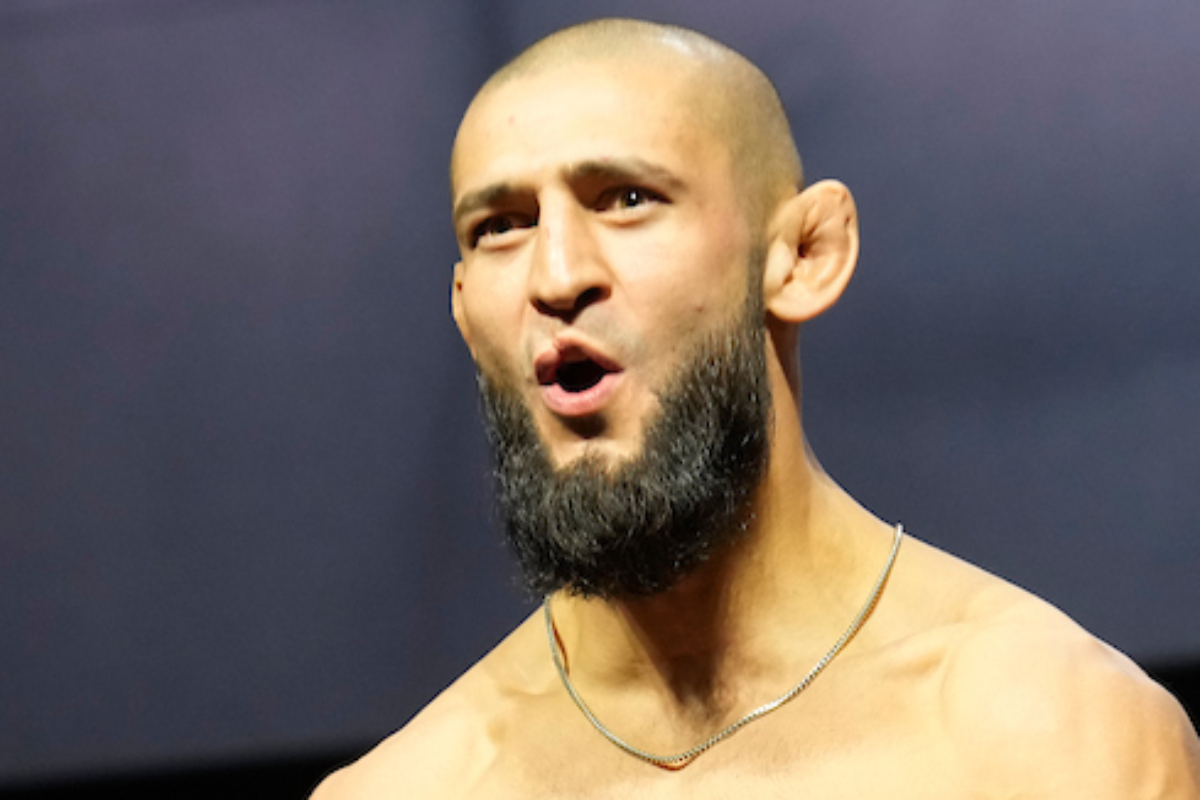 Khamzat Chimaev questiona nível de luta de Jiri Prochazka: “Como foi campeão?”
