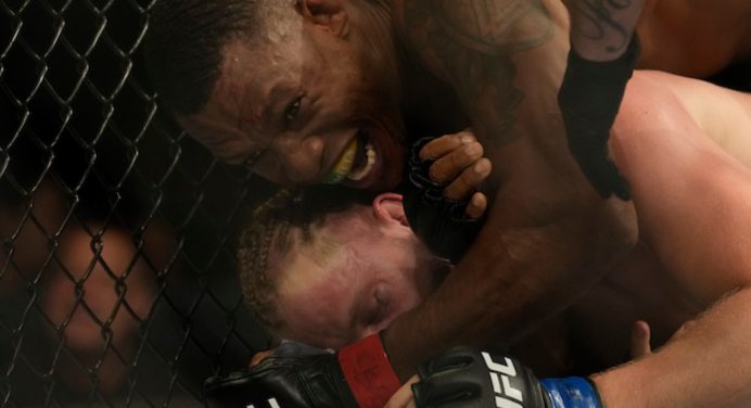 Imparável! ‘Malhadinho’ impressiona e finaliza adversário no 1º round