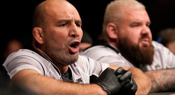 Dana exalta papel do corner na vitória de Poatan no UFC 281: “Coisa de filme”