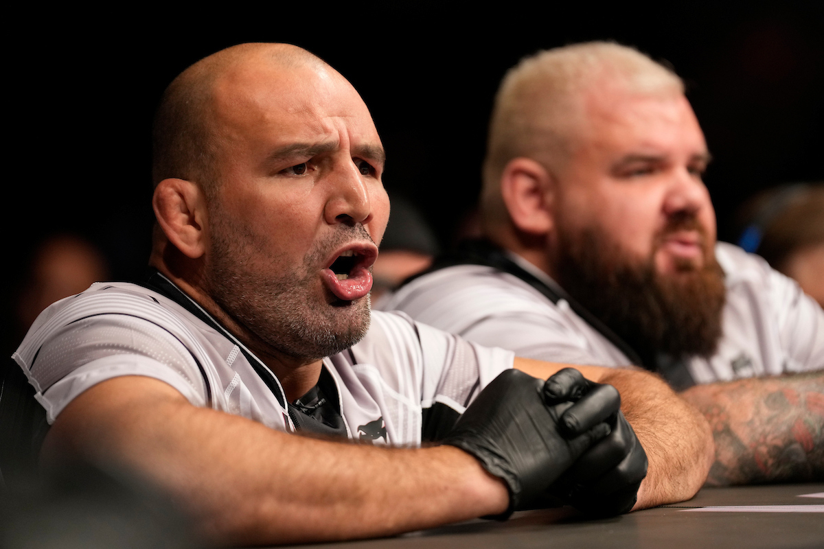Dana exalta papel do corner na vitória de Poatan no UFC 281: “Coisa de filme”