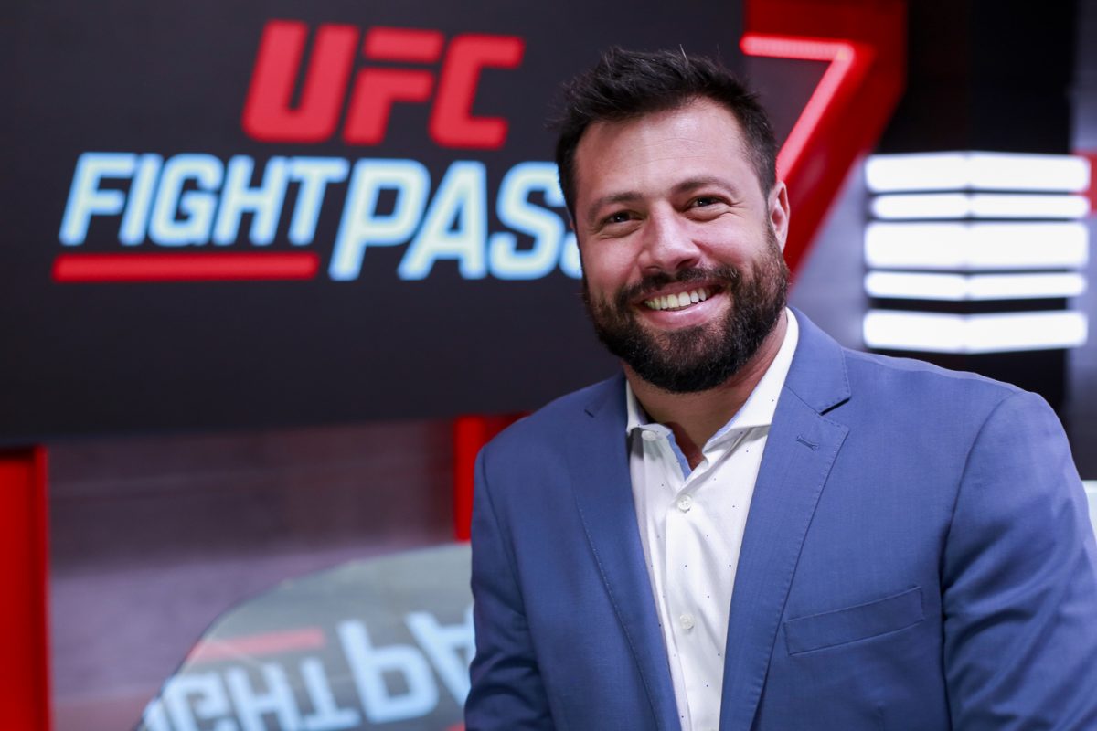 Conheça a história do sonhador André Azevedo, a nova voz oficial do UFC no Brasil