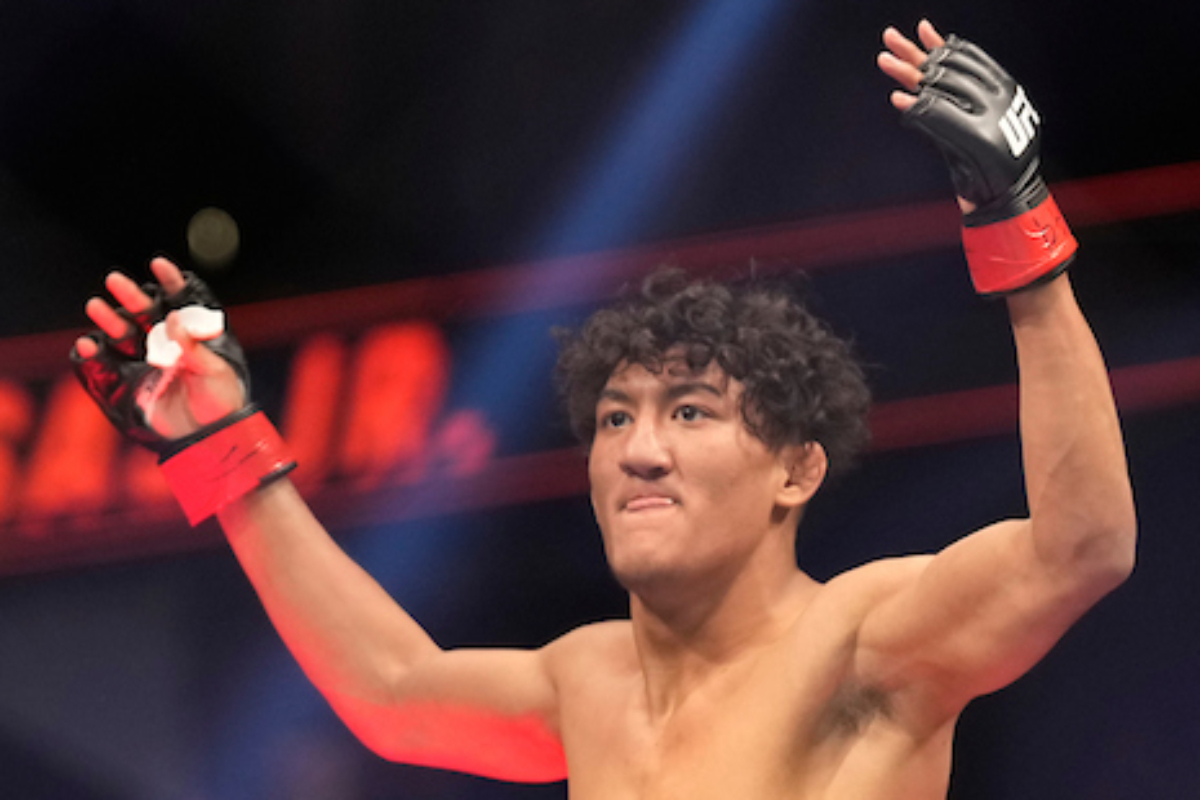 Prodígio de 18 anos do UFC, Raul Rosas Jr. projeta ser campeão de três categorias