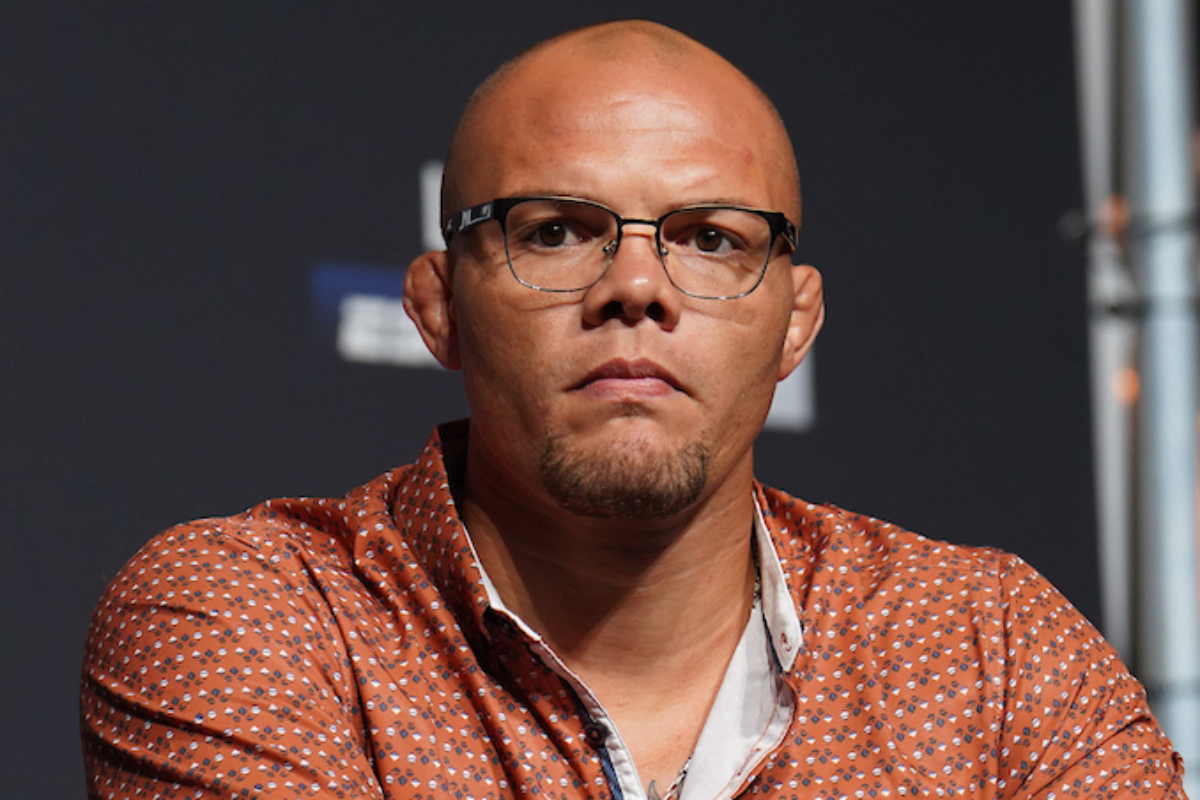 Anthony Smith lamenta anúncio de Glover vs Jamahal no UFC Rio: “Me deixou sem ninguém”