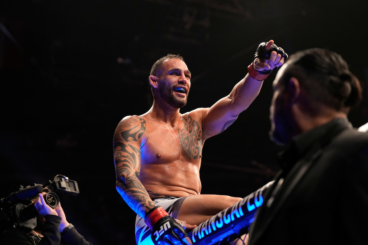 De virada! Santiago Ponzinibbio nocauteia Alex Morono no UFC 282