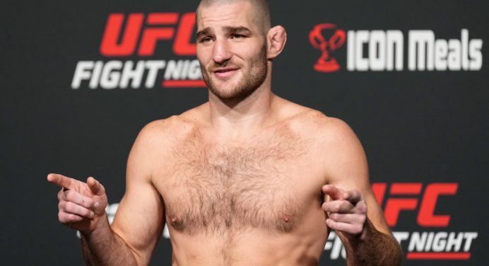 Sean Strickland provoca Paulo Borrachinha e o desafia para combate no UFC