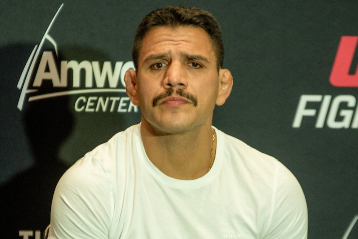 Rafael Dos Anjos coloca experiência de ex-campeão à prova no UFC Orlando