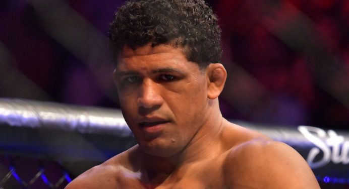 Durinho cita período inativo de Covington para criticar chance como desafiante