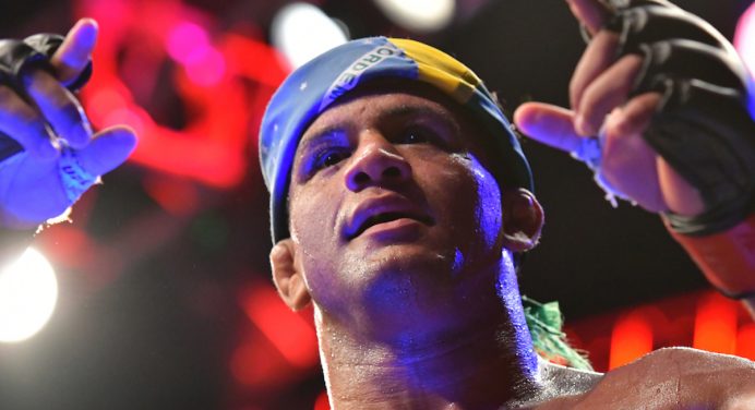 Durinho confia em ‘title shot’ com vitória imponente sobre Masvidal: “Nocautear ou finalizar”