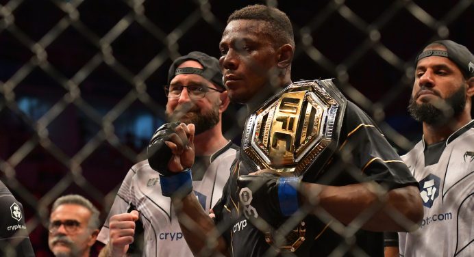Bons sonhos! Novo campeão, Jamahal Hill dorme com cinturão após UFC Rio; veja