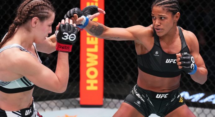 Gabriella Fernandes é dominada por rival e perde em estreia no Ultimate