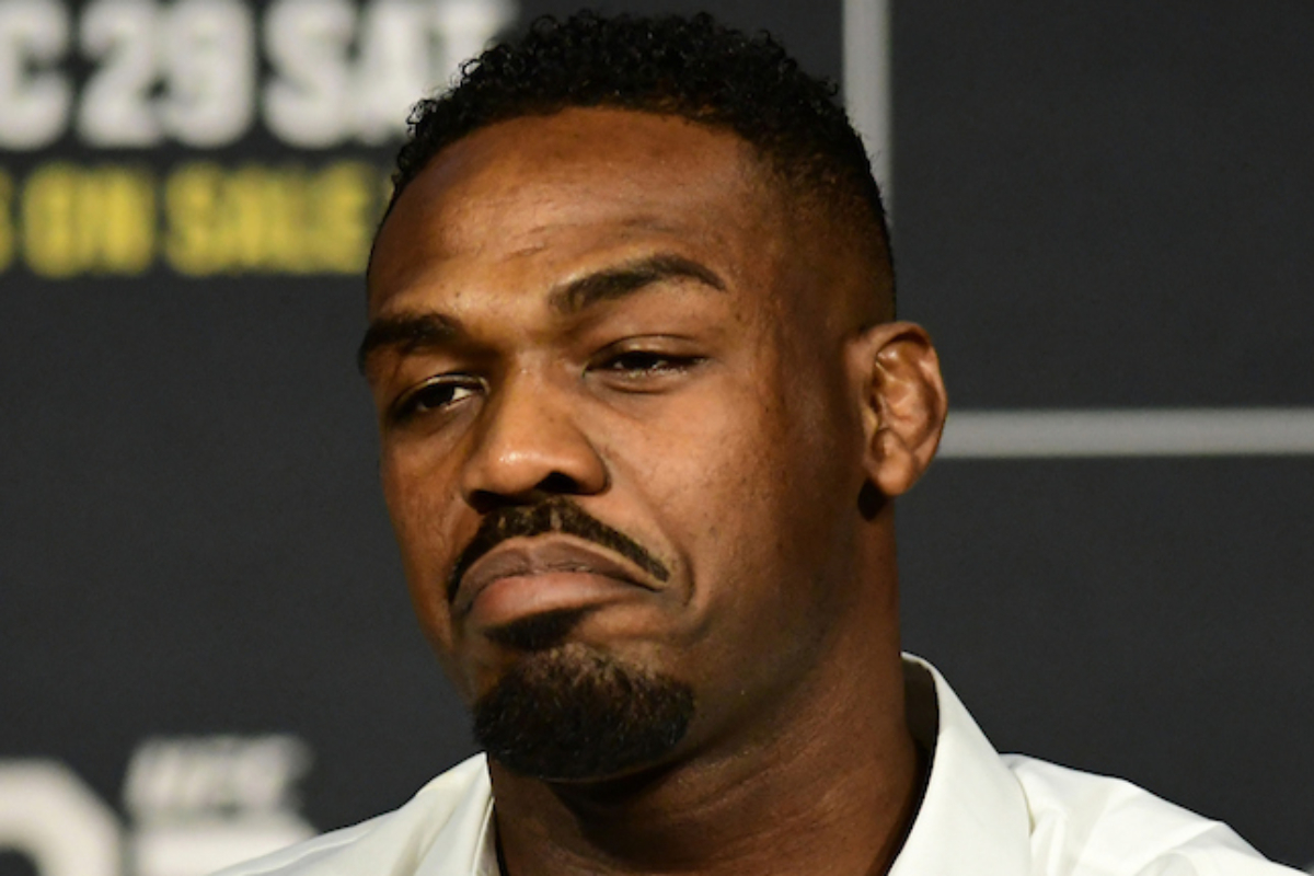 Jon Jones culpabiliza Ngannou por não lhe enfrentar no UFC: “Não acreditou em si mesmo”