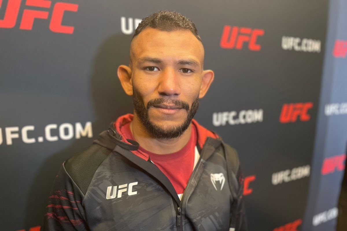 Rafael Alves aposta em experiência contra estreante invicto no UFC Vegas 70