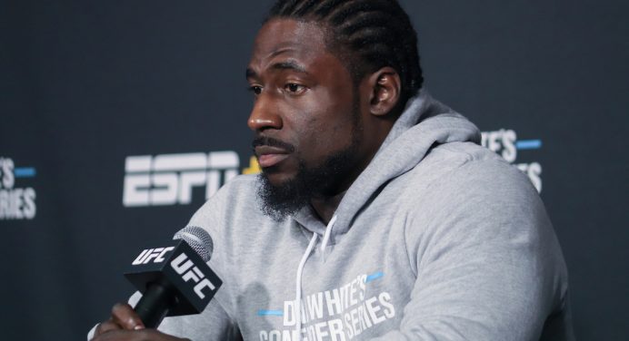 Lutador é demitido pelo Ultimate após atuação apática no UFC Vegas 69