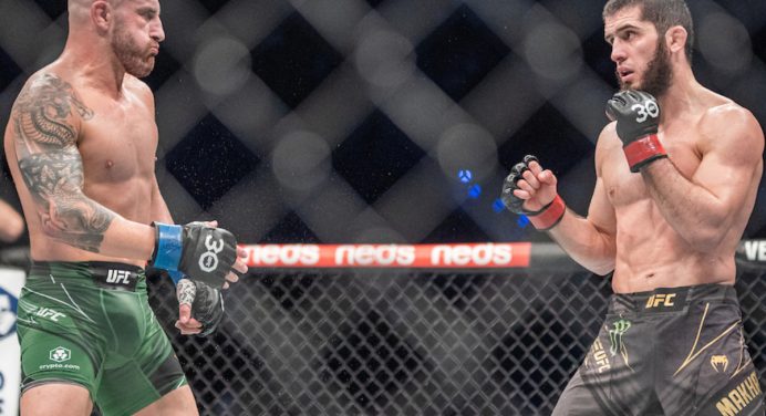 Revanche no ar? Volkanovski compartilha acordo com Makhachev nos bastidores do UFC 284