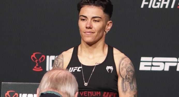Bate-Estaca tenta desbancar Amanda Nunes e bater recorde histórico no UFC Vegas