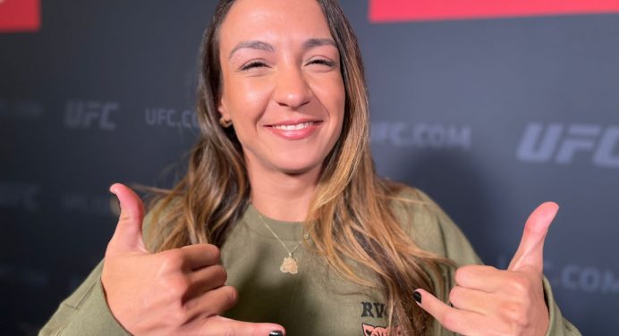 Amanda Ribas explica decisão de atuar em duas categorias no UFC: “Ritmo de competição”