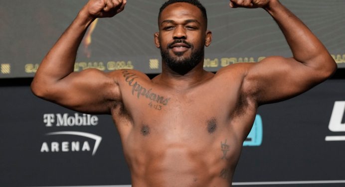 Saiba como assistir o UFC 285, show que marca o retorno de Jon Jones