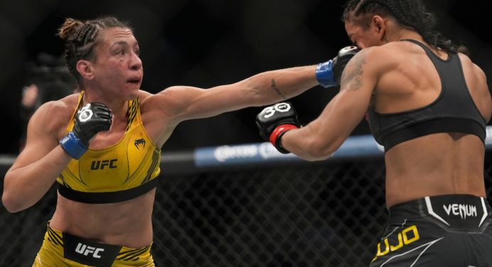 Amanda Ribas vence batalha contra Viviane Araújo no UFC 285