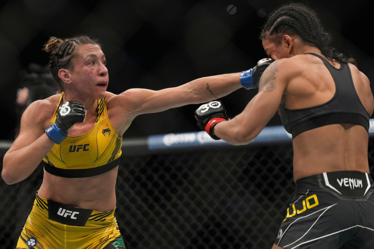 Amanda Ribas vence batalha contra Viviane Araújo no UFC 285