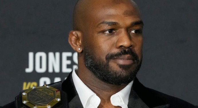 Dana White indica que Jon Jones pode se aposentar após luta com Miocic no UFC