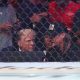 Ex-presidente dos EUA, Donald Trump acompanha ao lado do cantor Kid Rock o UFC 287.