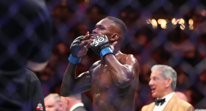 UFC 287: Adesanya confirma provocação direcionada a filho de Poatan; entenda