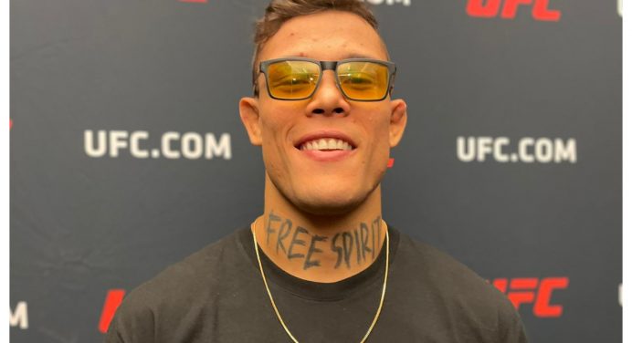 Motivação extra! Destaque do UFC SP, Caio Borralho comemora paternidade: “Sou uma pessoa melhor”