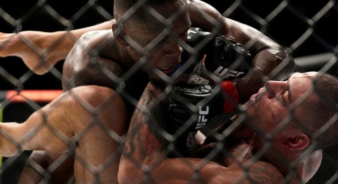 UFC 287: Adesanya minimiza histórico e faz alerta para Poatan: “Sou perigoso”