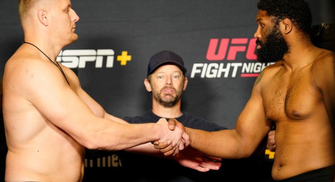 Saiba como assistir o UFC Vegas 71, liderado por Blaydes vs Pavlovich