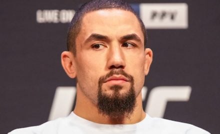 Robert Whittaker é ex-campeão do peso-médio do UFC e um dos melhores lutadores da história do MMA