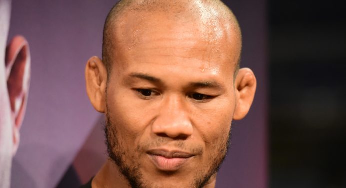 Ronaldo Jacaré mostra respeito ao parabenizar Vitor Belfort por vitória no boxe