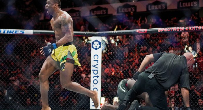 Jailton Malhadinho e Johnny Walker comemoram vitórias no UFC com dancinha; veja