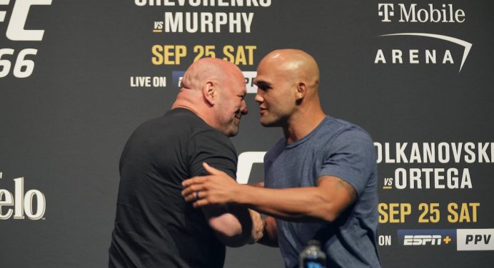 Dana White anuncia que o UFC 290 marca despedida de Robbie Lawler do MMA