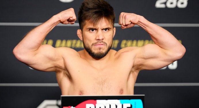 Henry Cejudo desafia Brandon Moreno para duelo ‘mexicano’ no UFC 306